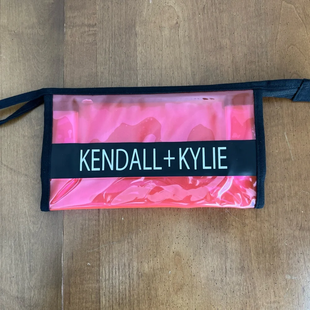 Kendall + Kylie Neon Pink Clear PVC Toiletry Makeup Bag‎ Cosmetic Pouch Wristlet